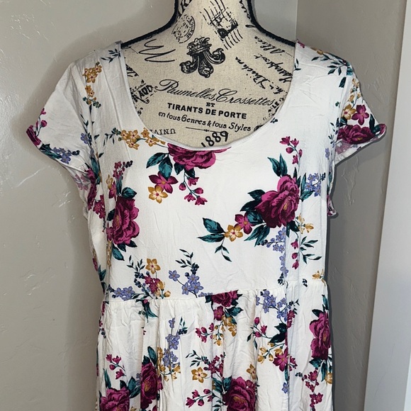 Torrid White Floral Mini Dress 14/16 - Picture 2 of 9